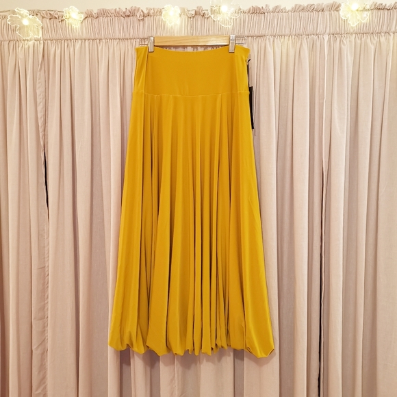 Sympli Dresses & Skirts - 🆕Mustard Sympli Bubble Skirt
